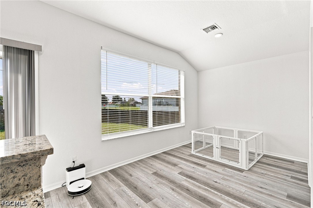 3 Bed SingleFamilyResidence for Sale in Cape Coral, photo 22