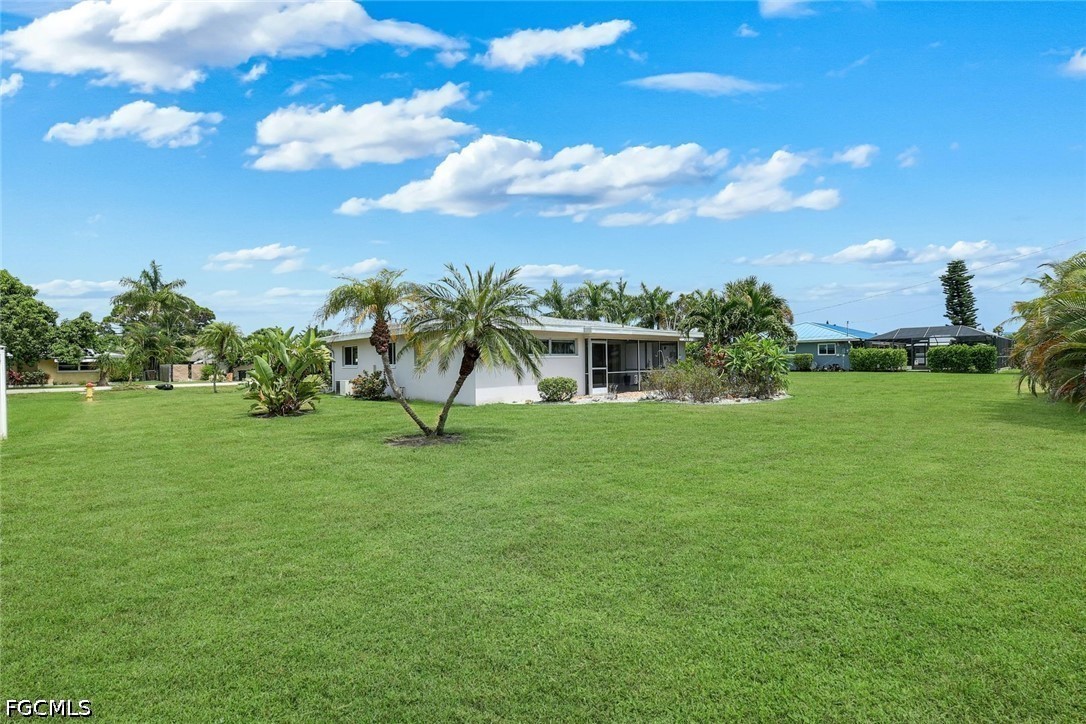 3 Bed SingleFamilyResidence for Sale in Cape Coral, photo 22