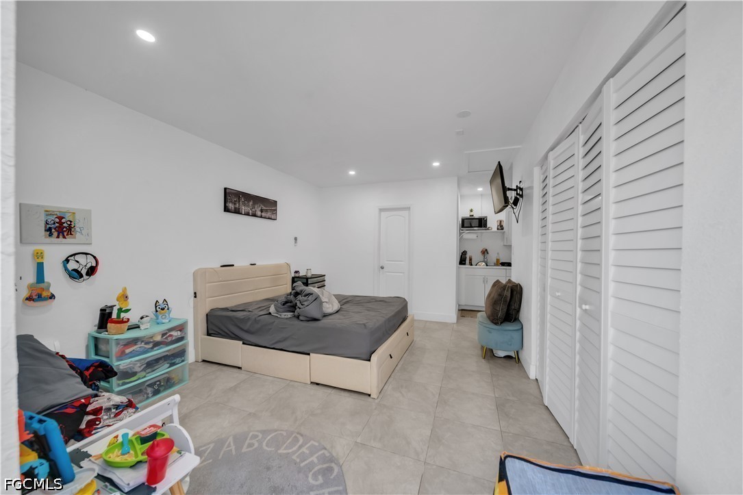 3 Bed SingleFamilyResidence for Sale in Lehigh Acres, photo 22