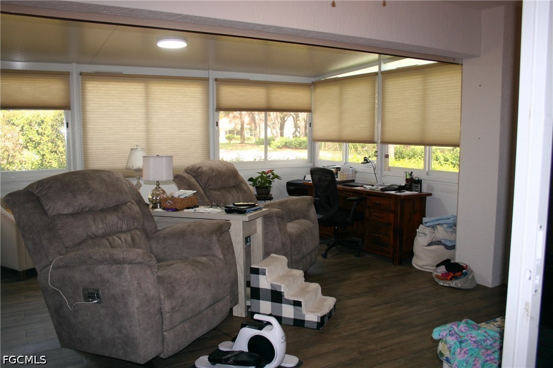 2 Bed SingleFamilyResidence for Sale in North Fort Myers, photo 22