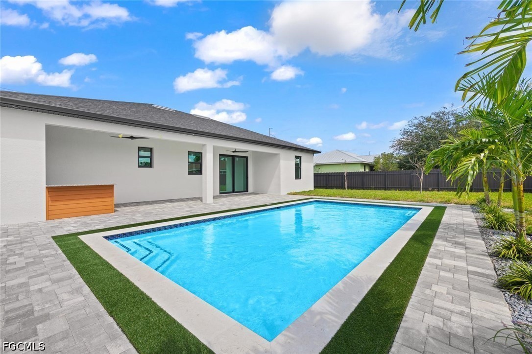 3 Bed Pool Home for Sale in Cape Coral, photo 22