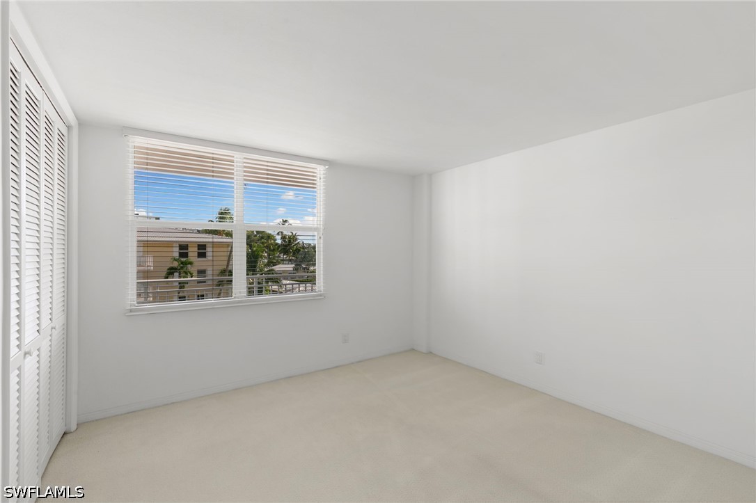 2 Bed Waterfront Home for Sale in Naples, photo 22