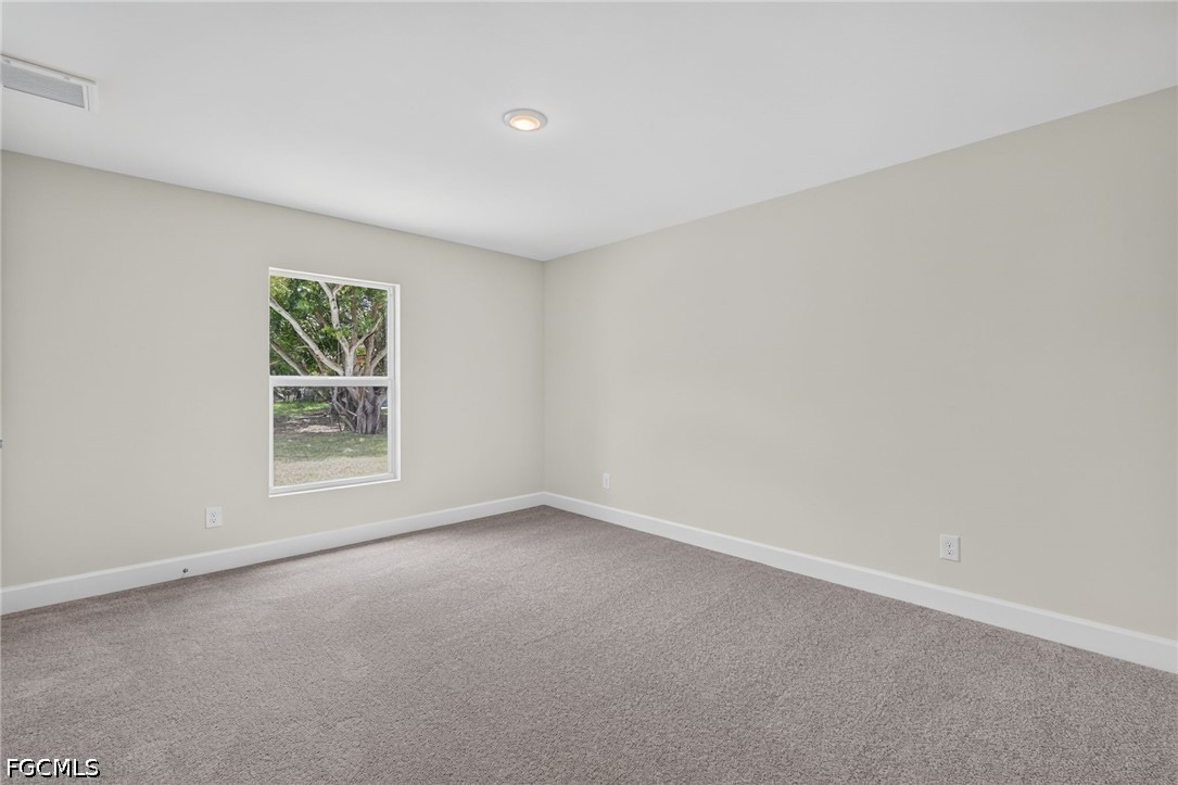 4 Bed SingleFamilyResidence for Sale in Cape Coral, photo 22