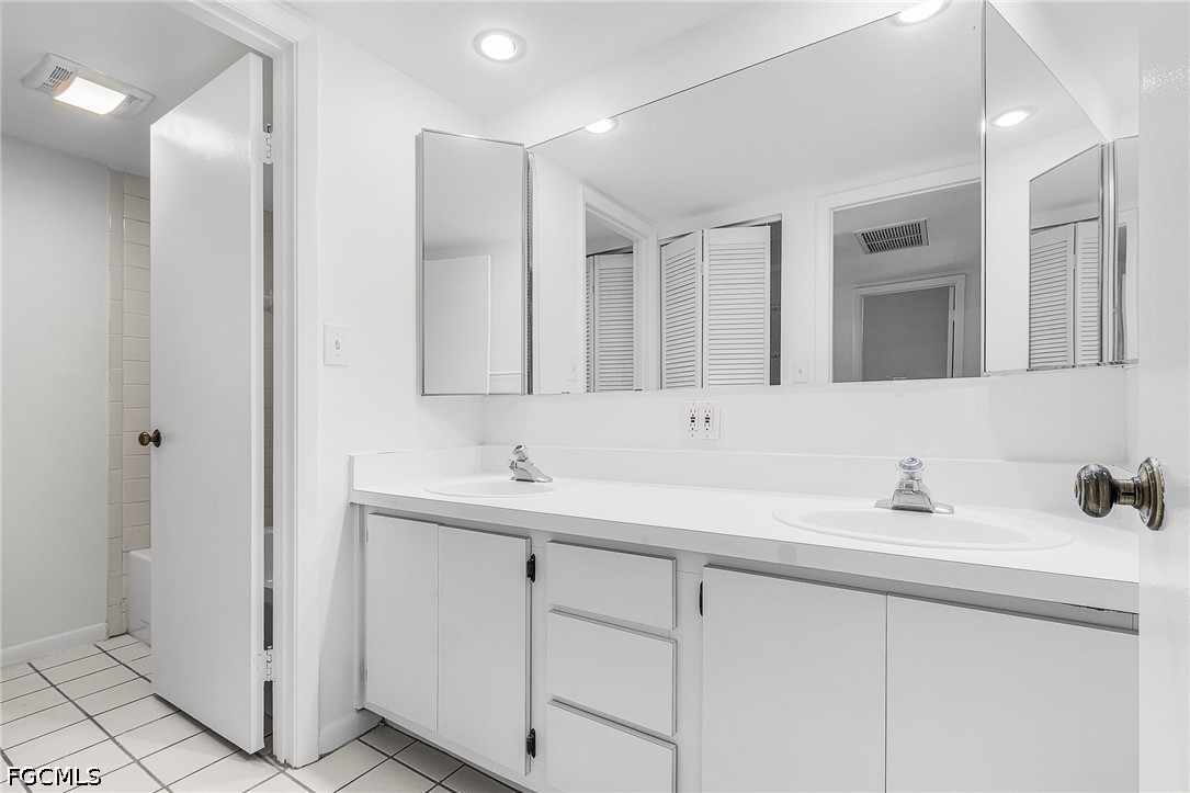 3 Bed Townhouse for Sale in Fort Myers, photo 22