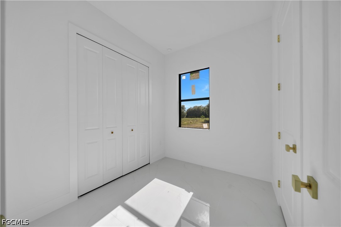4 Bed SingleFamilyResidence for Sale in Lehigh Acres, photo 22