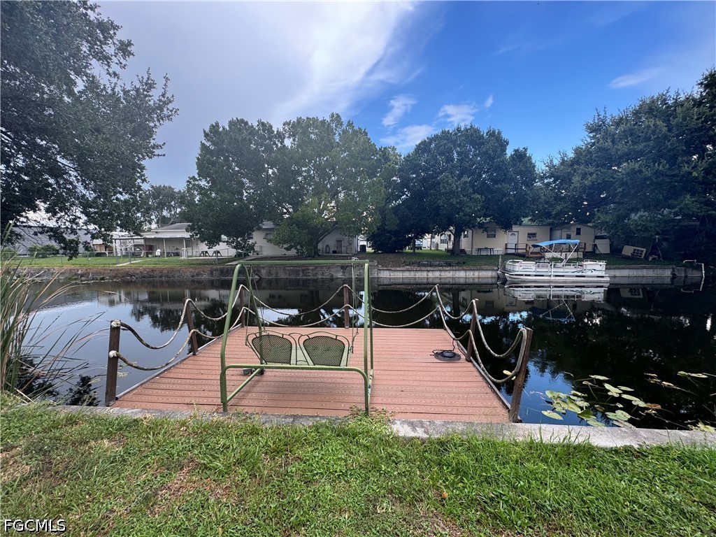 2 Bed Waterfront Home for Sale in Okeechobee, photo 22