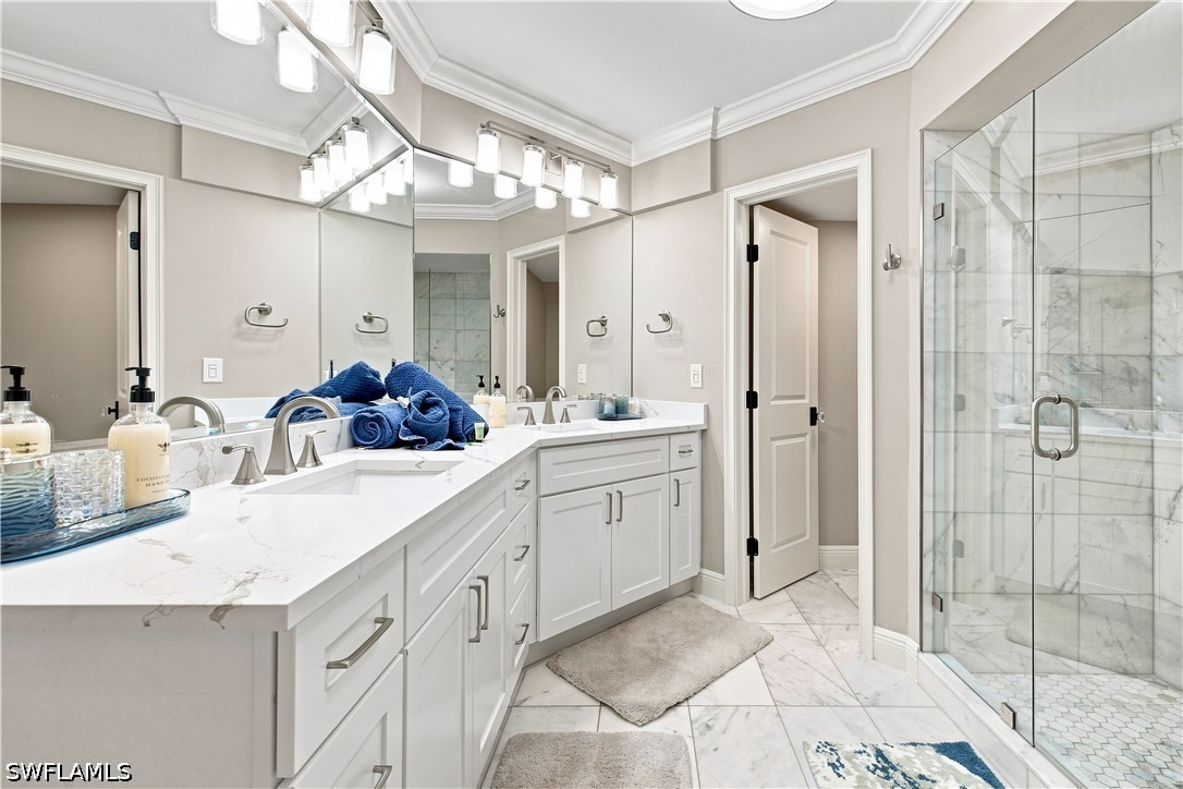 3 Bed Condominium for Sale in Chateau Condo, photo 22