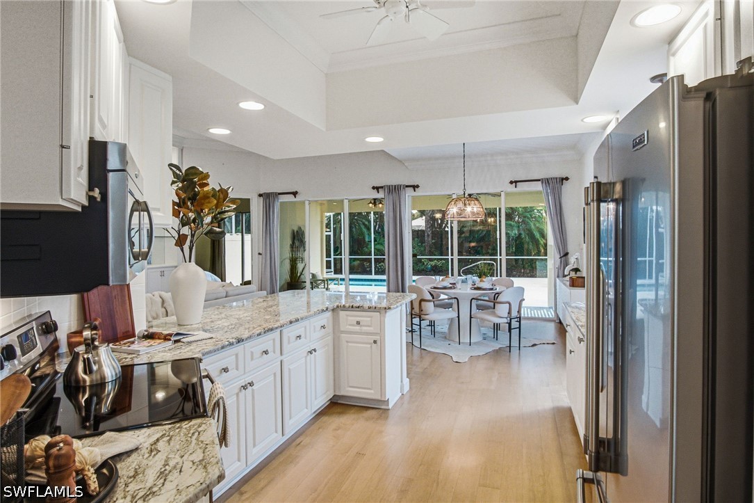 3 Bed Pool Home for Sale in Island Walk, photo 22