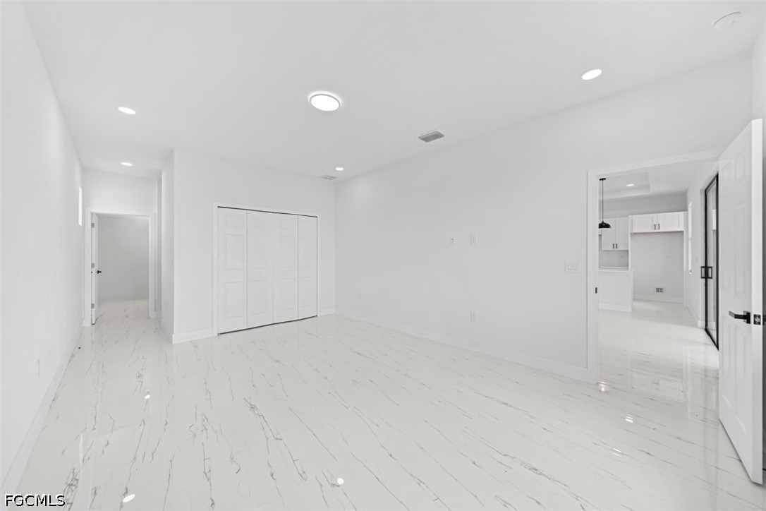 3 Bed SingleFamilyResidence for Sale in Lehigh Acres, photo 22