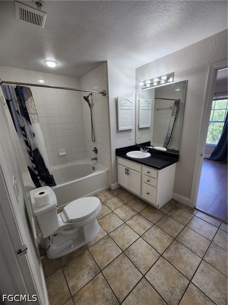 2 Bed Waterfront Home for Sale in Naples, photo 22