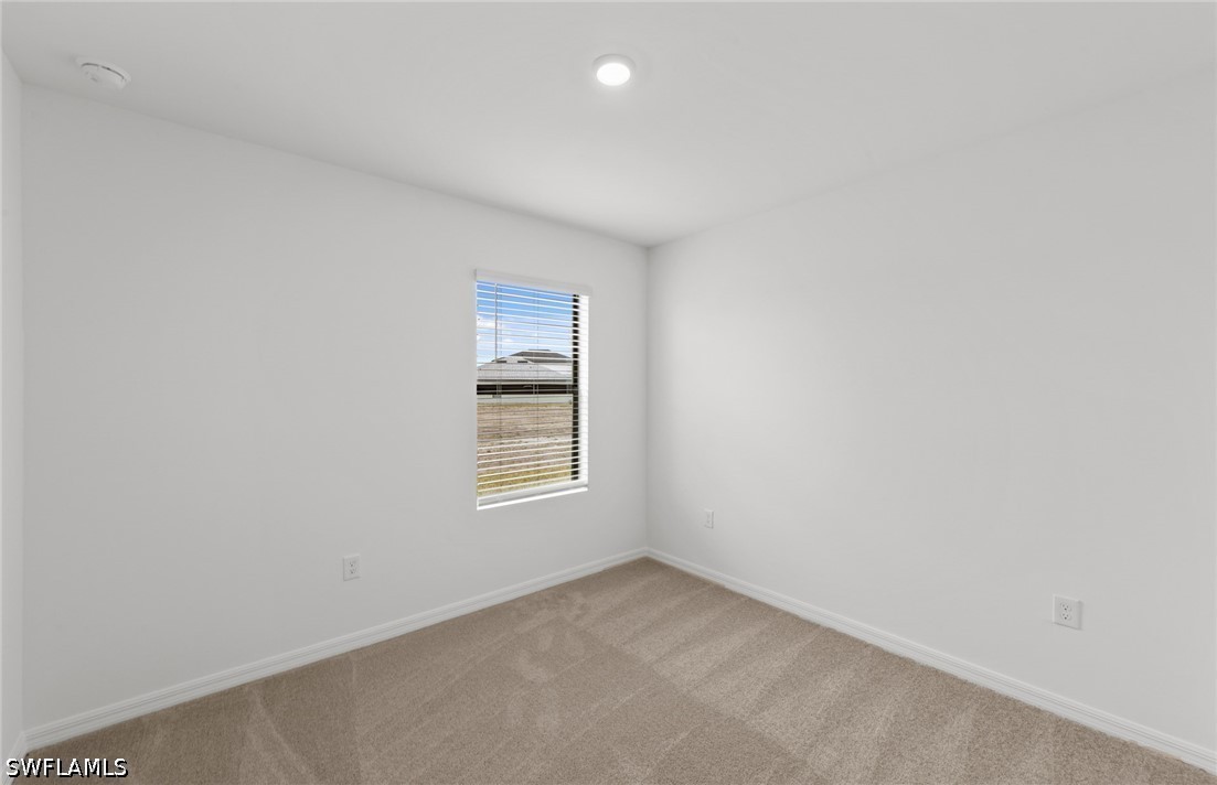 4 Bed SingleFamilyResidence for Sale in Whispering Lakes, photo 22