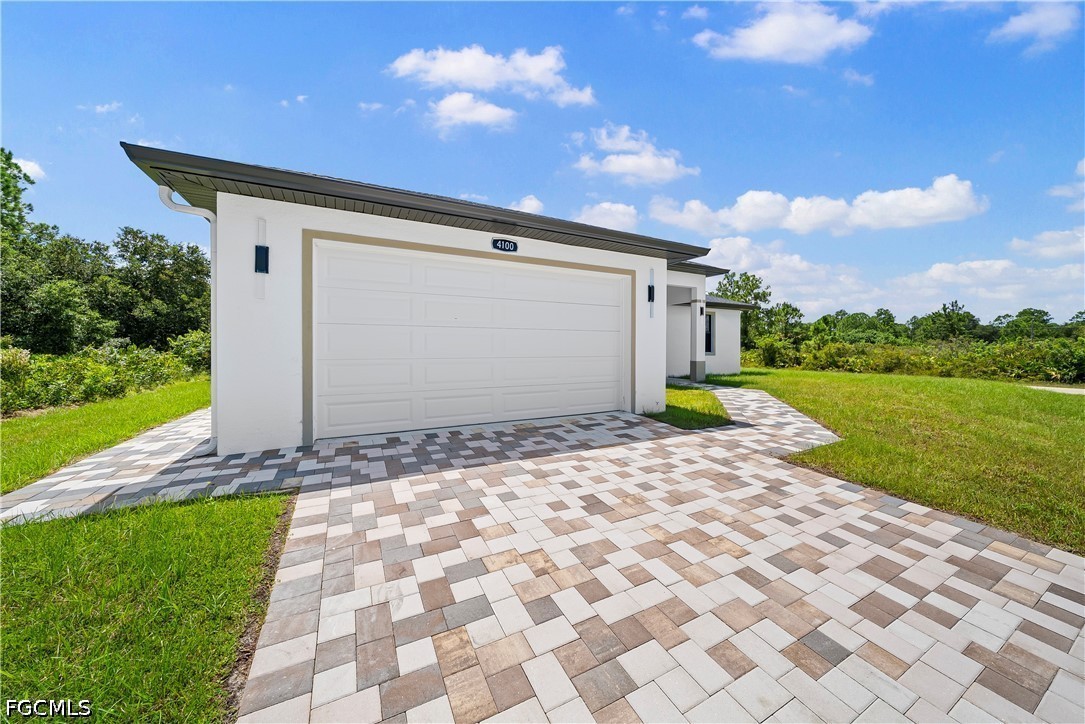 3 Bed SingleFamilyResidence for Sale in Lehigh Acres, photo 22