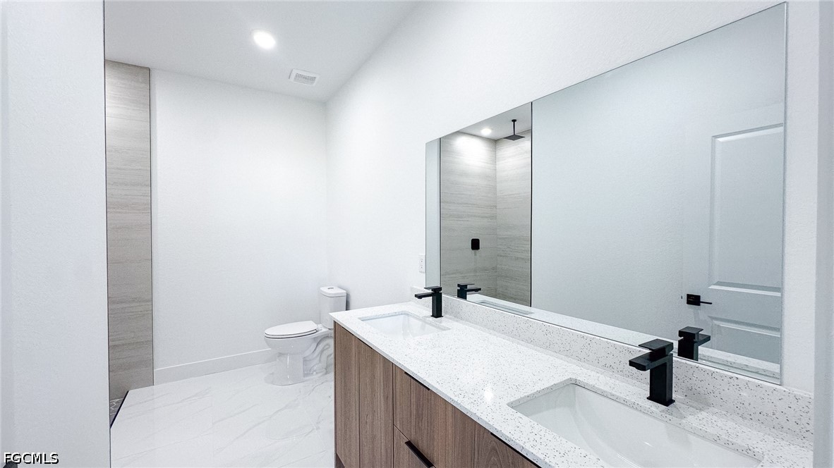 3 Bed SingleFamilyResidence for Sale in Lehigh Acres, photo 22