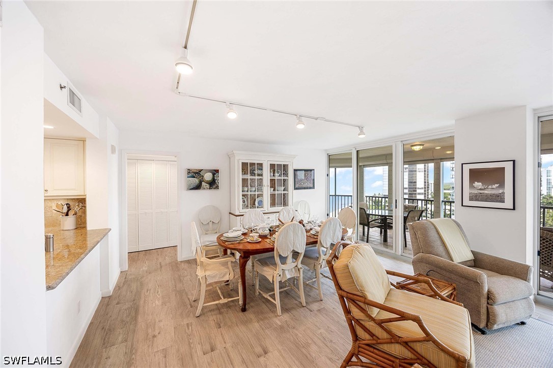 2 Bed Waterfront Home for Sale in Naples, photo 22