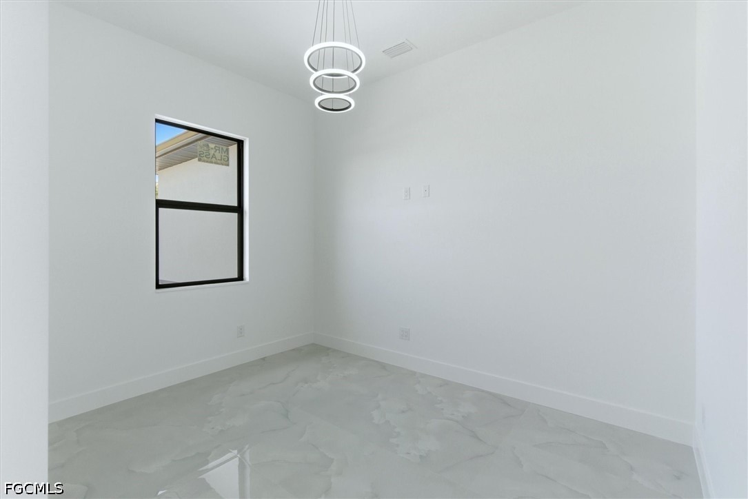 3 Bed SingleFamilyResidence for Sale in Lehigh Acres, photo 22