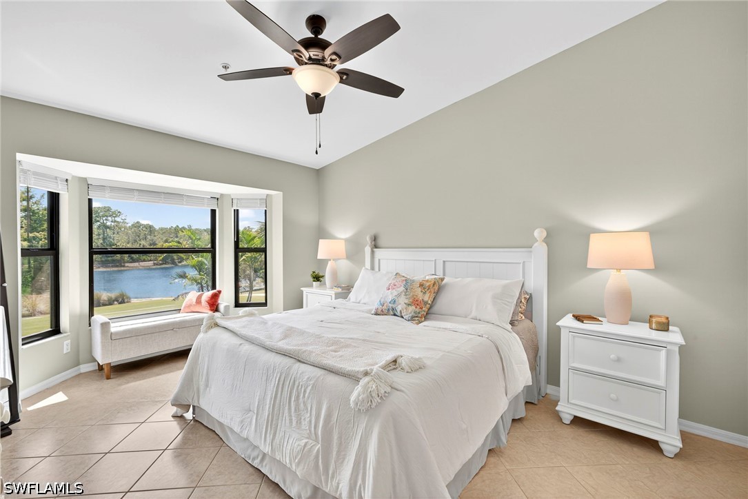 2 Bed Condominium for Sale in Naples, photo 22