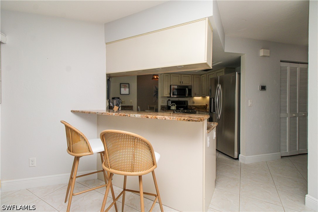 3 Bed Pool Home for Sale in Forest Hills, photo 22