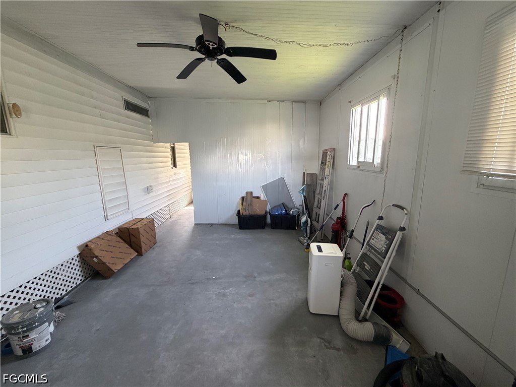 2 Bed ManufacturedHome for Sale in North Fort Myers, photo 22