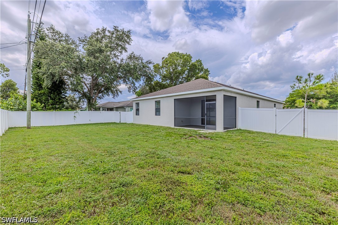 4 Bed SingleFamilyResidence for Sale in Cape Coral, photo 22