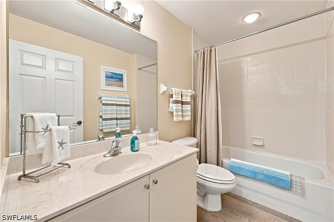 3 Bed Waterfront Home for Sale in Naples, photo 22