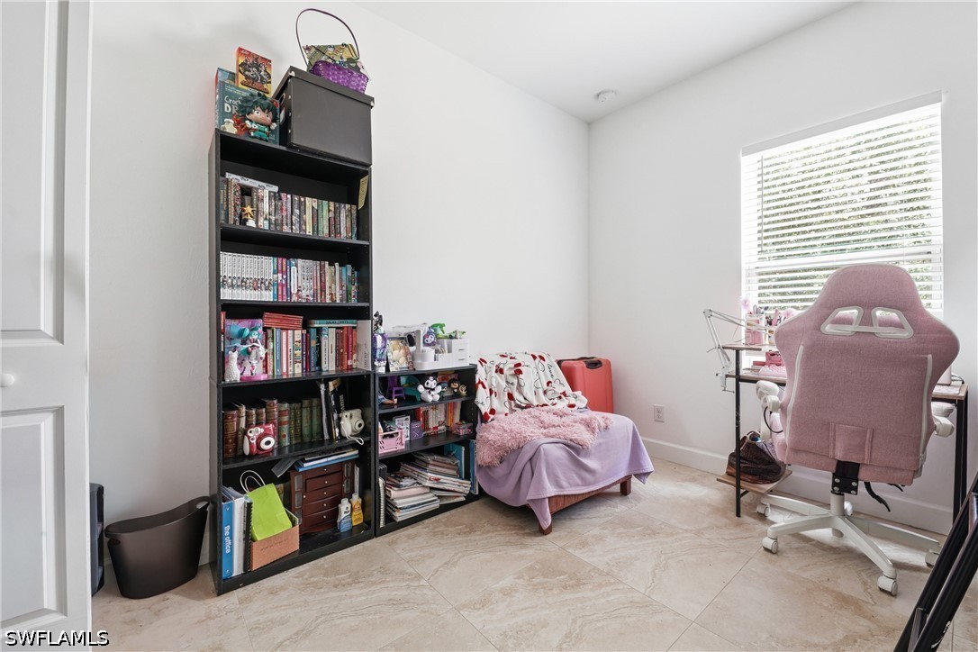 3 Bed SingleFamilyResidence for Sale in Naples, photo 22