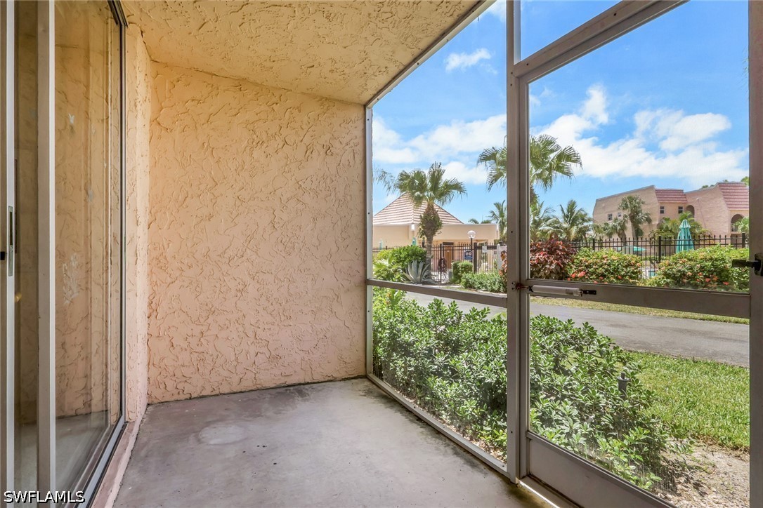 1 Bed Condominium for Sale in Naples, photo 22