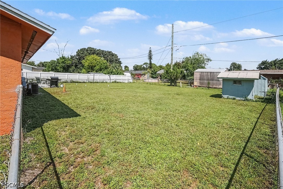 3 Bed SingleFamilyResidence for Sale in Fort Myers, photo 22