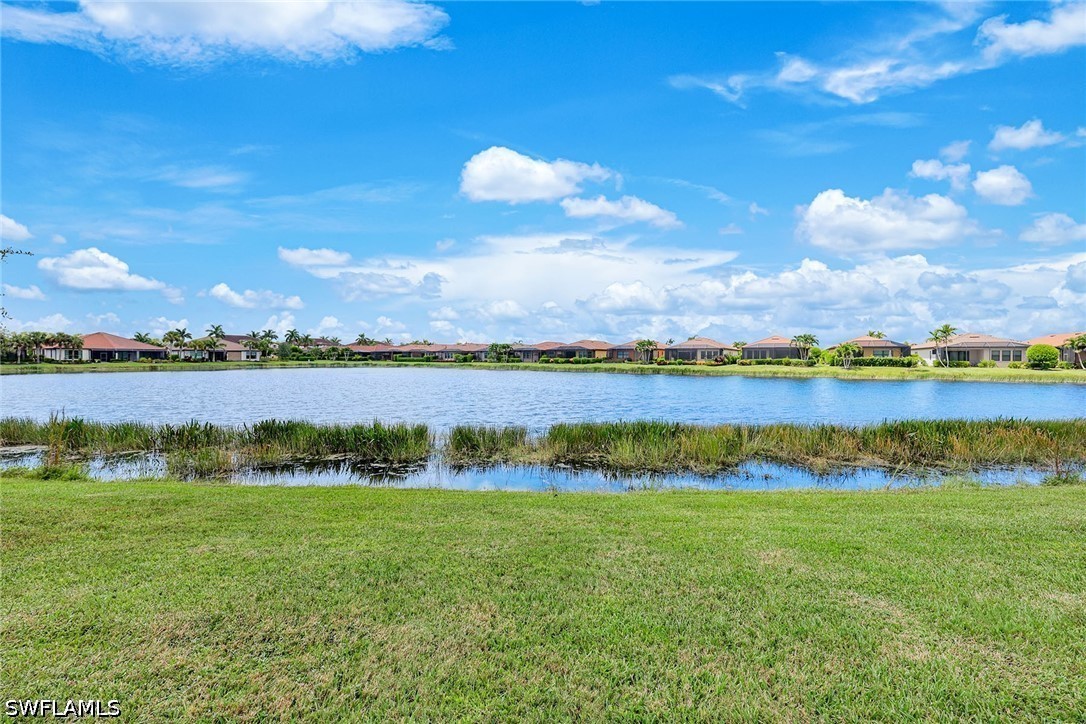 3 Bed Waterfront Home for Sale in Artesia, photo 22