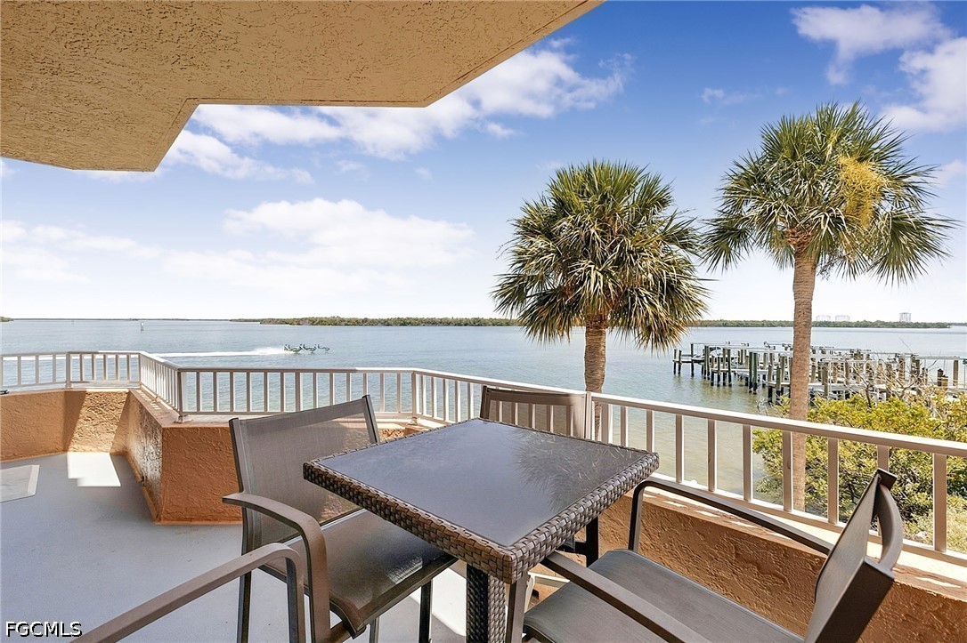 1 Bed Waterfront Home for Sale in Bonita Springs, photo 22