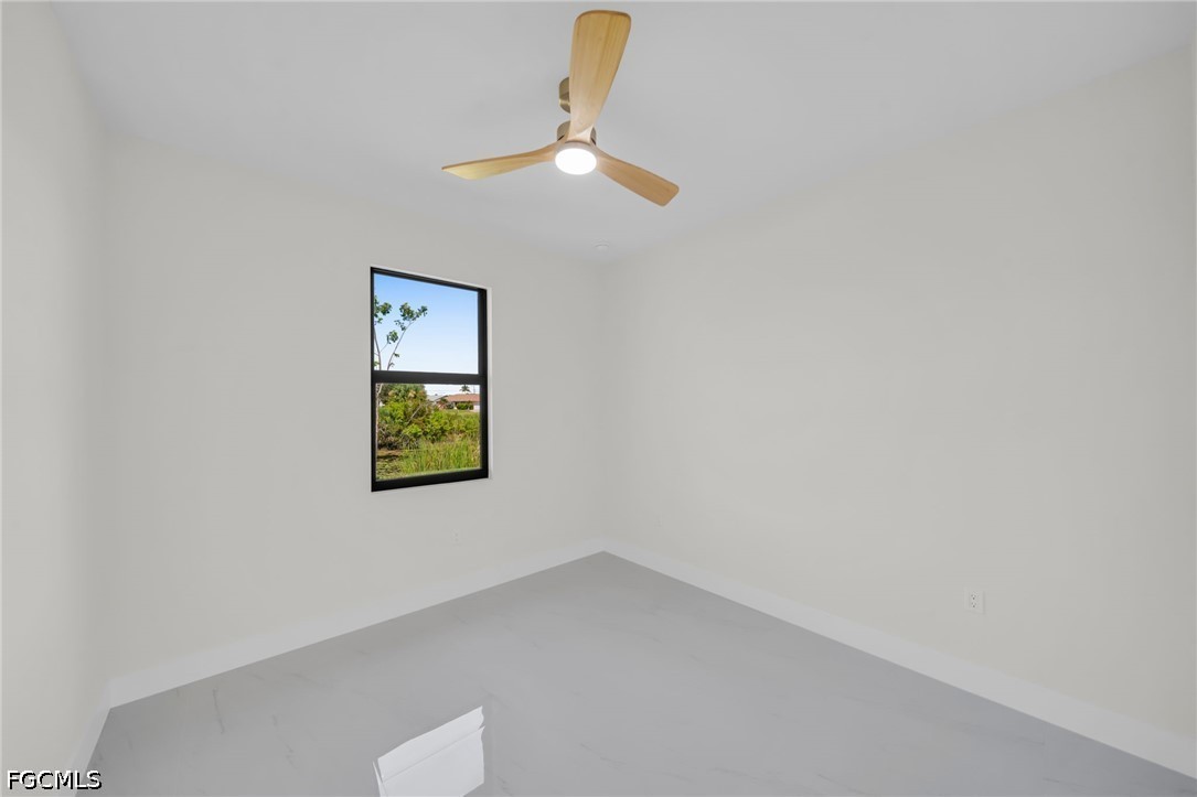 3 Bed Waterfront Home for Sale in Cape Coral, photo 22