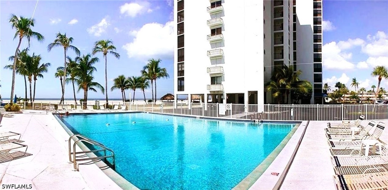 2 Bed Waterfront Home for Sale in Sunset, photo 22