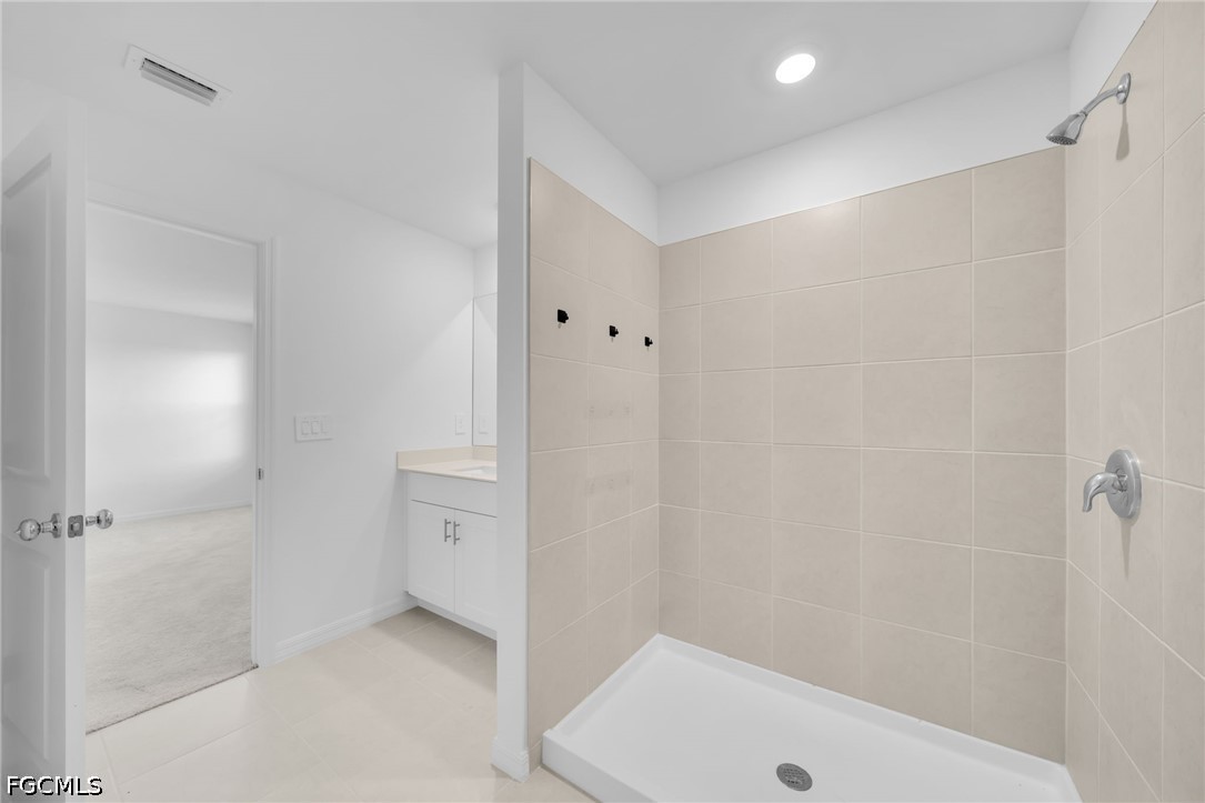 5 Bed SingleFamilyResidence for Sale in Crane Landing, photo 22