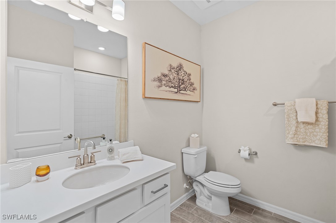 2 Bed Condominium for Sale in Fort Myers, photo 23