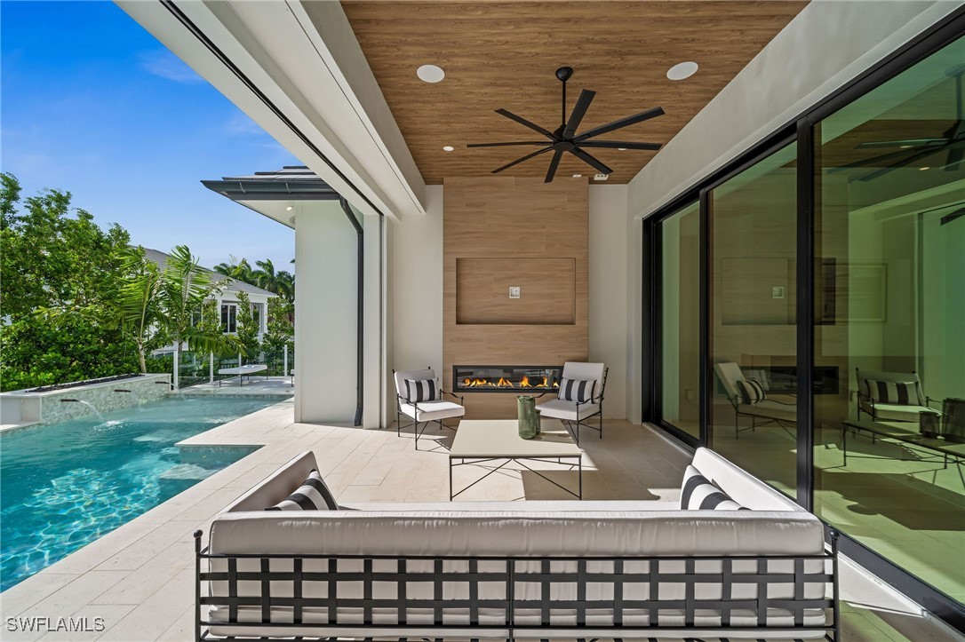 5 Bed Pool Home for Sale in Park Shore, photo 23
