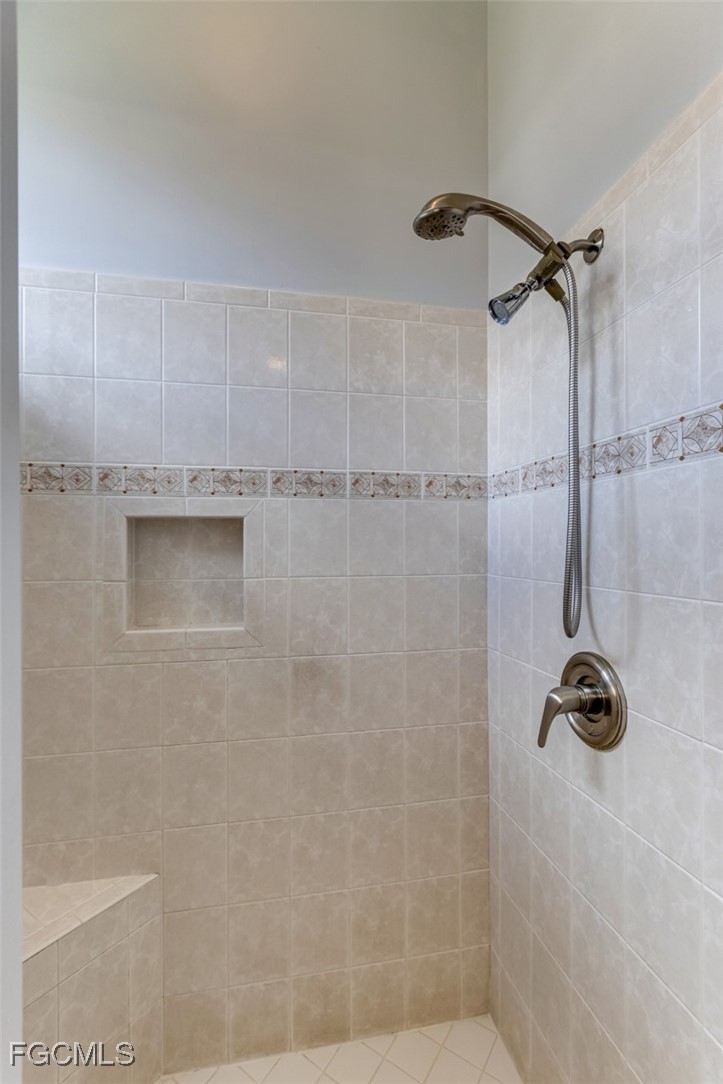 3 Bed Pool Home for Sale in Fort Myers, photo 23