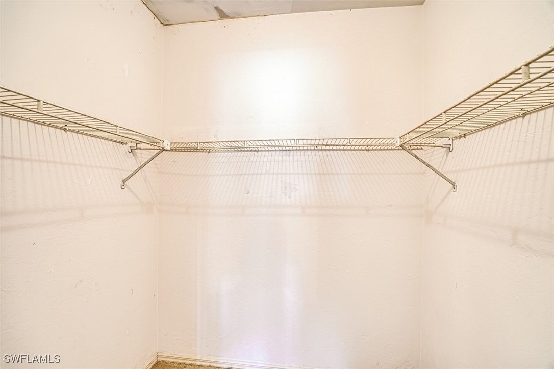 2 Bed Attached for Sale in Naples, photo 23