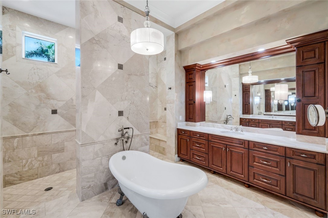 5 Bed Pool Home for Sale in Marsala, photo 23
