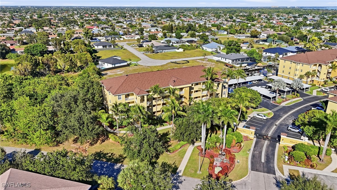 2 Bed Waterfront Home for Sale in Cape Coral, photo 23