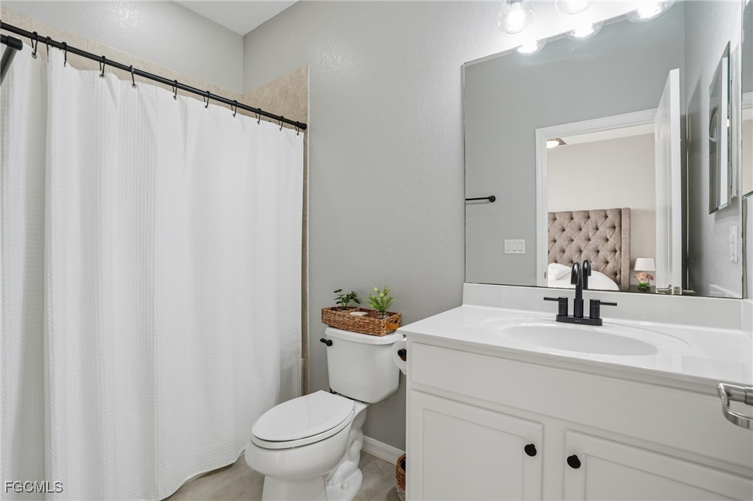 4 Bed SingleFamilyResidence for Sale in Naples, photo 23