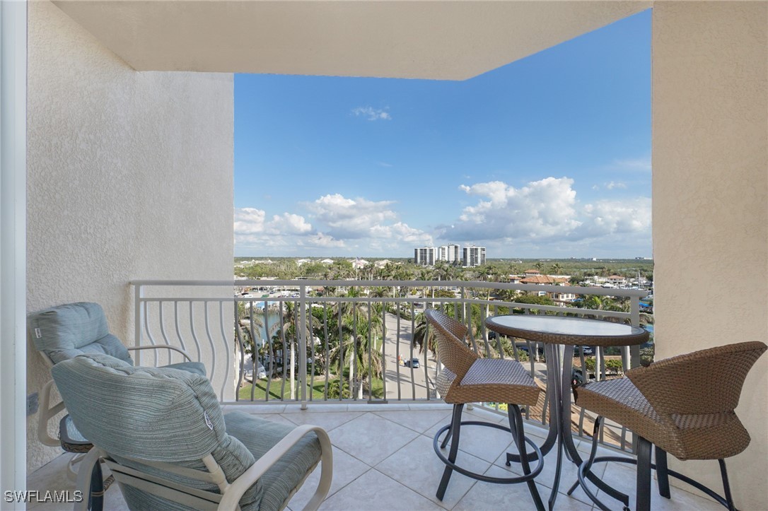 3 Bed Waterfront Home for Sale in Naples, photo 23