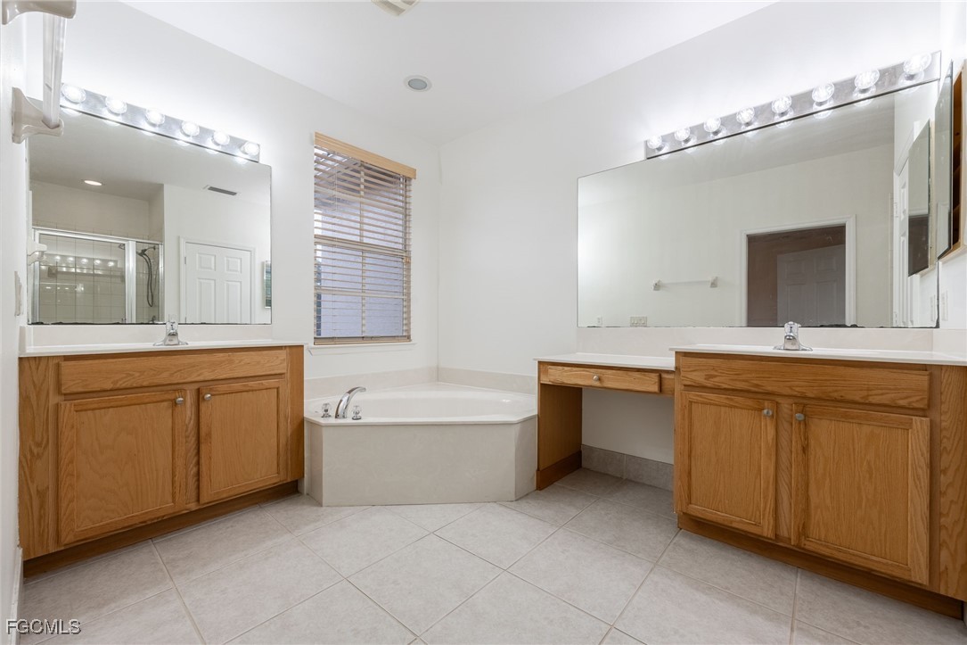 2 Bed Townhouse for Sale in Fort Myers, photo 23