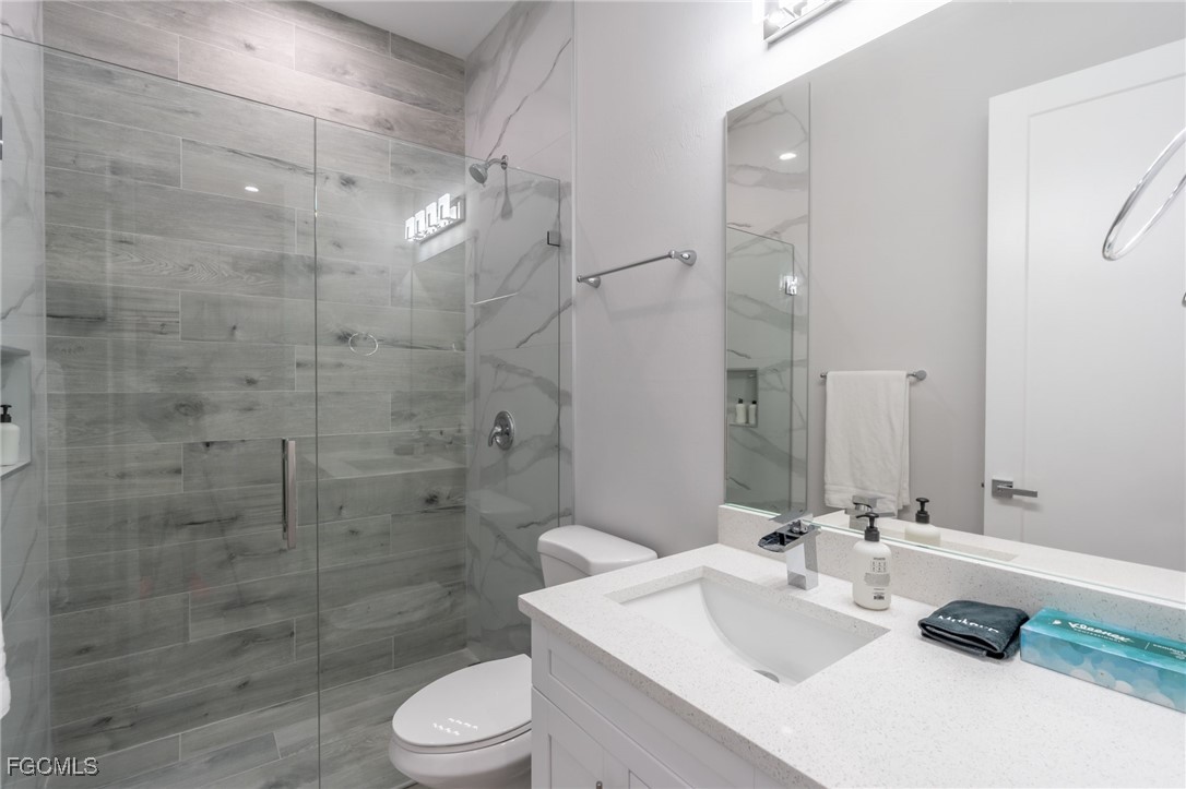 5 Bed Pool Home for Sale in Naples Park, photo 23