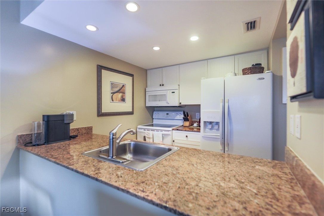 1 Bed Condominium for Sale in Tennis Villas, photo 23