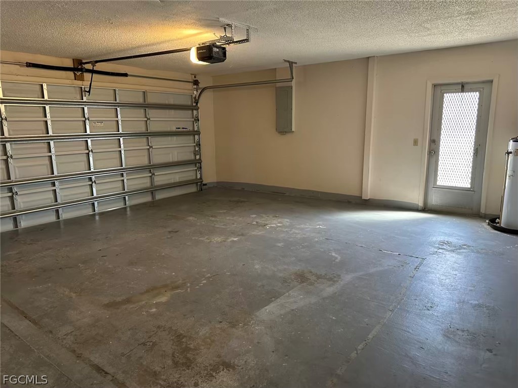 3 Bed SingleFamilyResidence for Sale in Cape Coral, photo 23