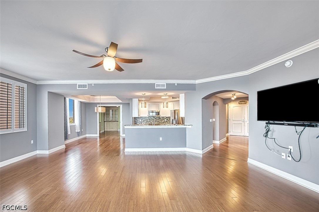 2 Bed Waterfront Home for Sale in Fort Myers, photo 23