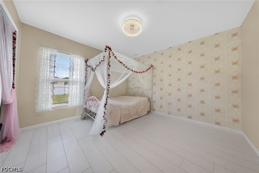 3 Bed SingleFamilyResidence for Sale in Cape Coral, photo 23