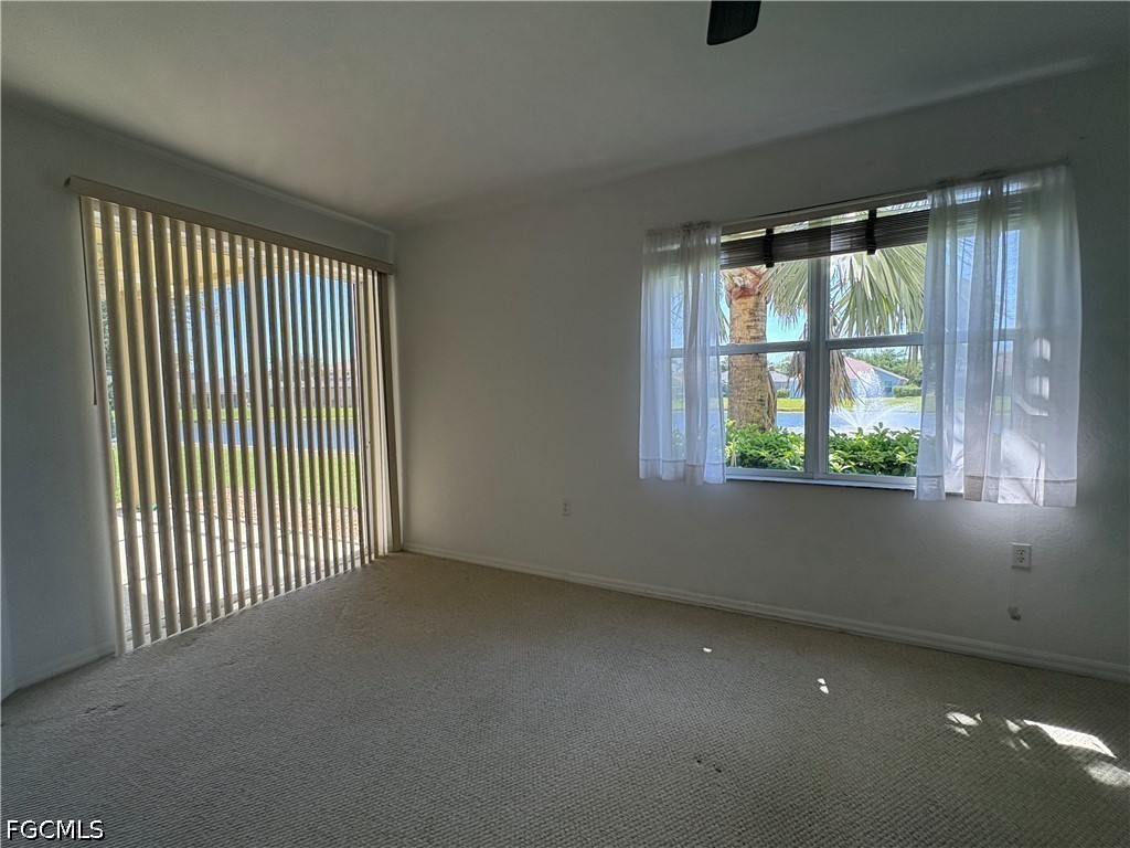 2 Bed Waterfront Home for Sale in Fort Myers, photo 23