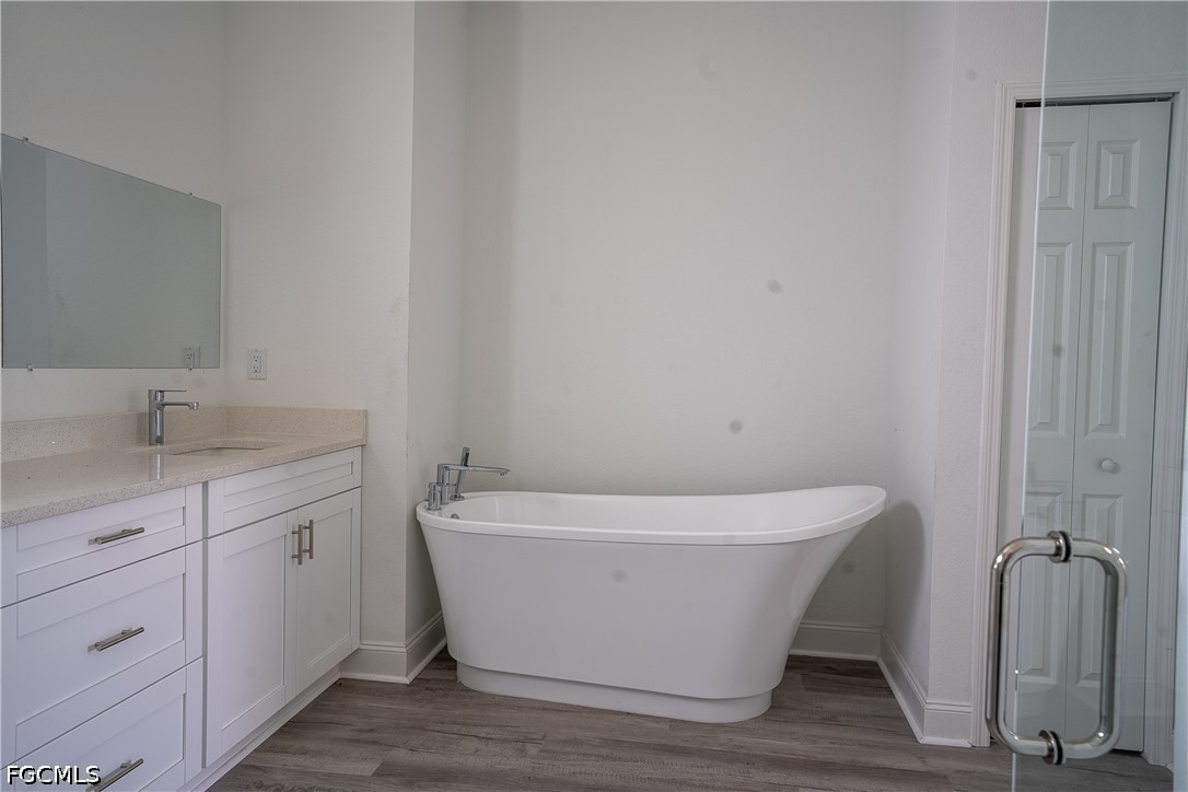 3 Bed SingleFamilyResidence for Sale in Port Charlotte, photo 23