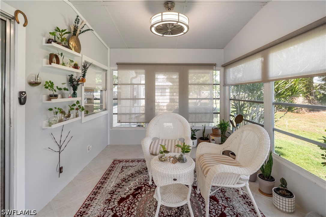 2 Bed ManufacturedHome for Sale in Naples, photo 23