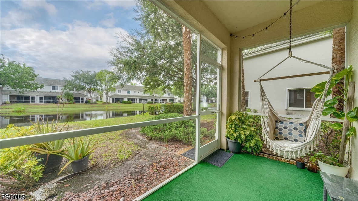 2 Bed Waterfront Home for Sale in Fort Myers, photo 23